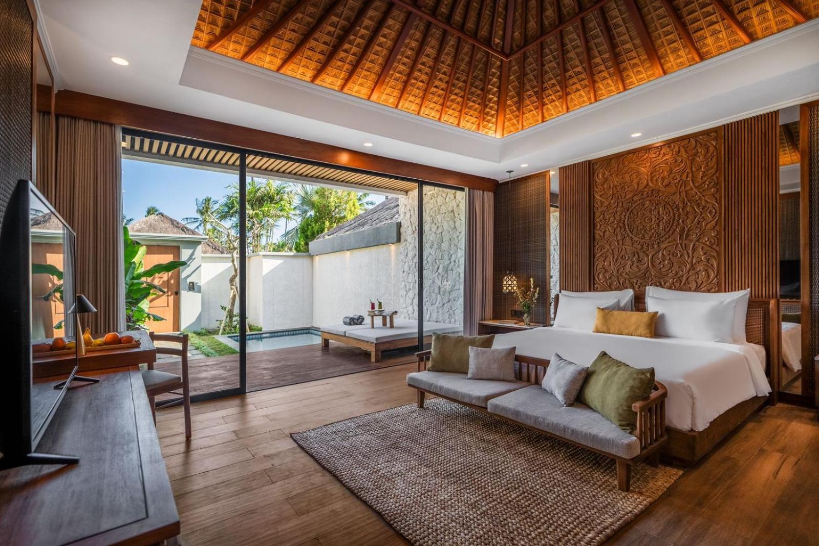Nirwana Beach & Resort Candidasa Kültér fotó A bedroom at the hotel